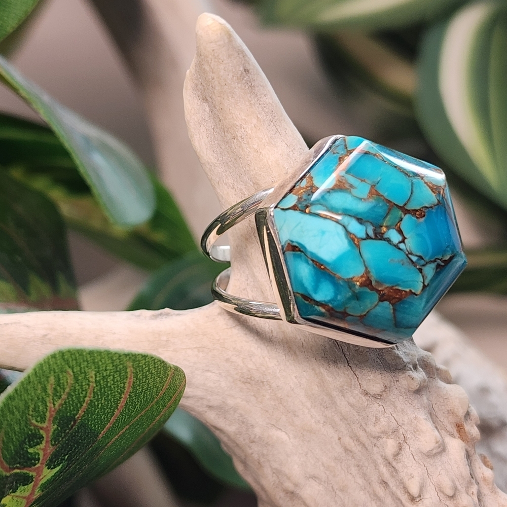 Sterling Silver & 'Mohave' Stone Statement Ring Size 8.5